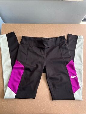 Nike Girls Black, Mint and Magenta Athletic Leggings